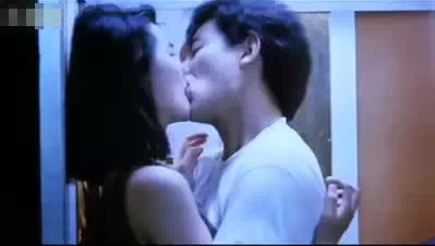 1984年——《停不了的爱》 刘德华出道早期的作品,女主角是温碧霞