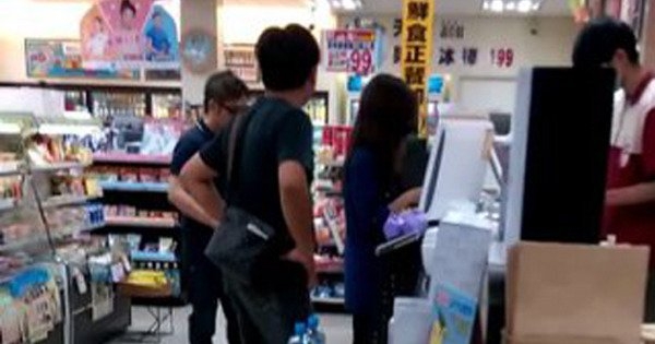 以後別被我遇到！女店員不爽奧客被辭職 命運竟讓她意外復仇…