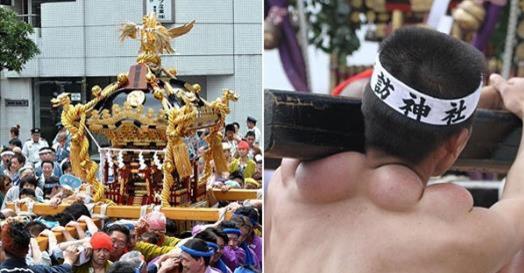 日本祭典抬起「500公斤神輿」的男人都有不說出口的痛，從背後一看大家都要給他們跪了！